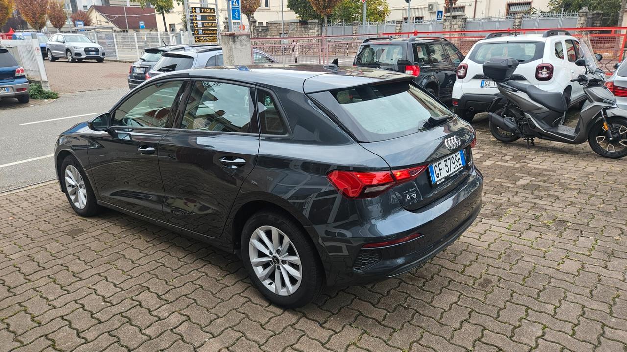 Audi A3 Sportback 2.0 tdi s-tronic NAVY-VIRTUAL-LED