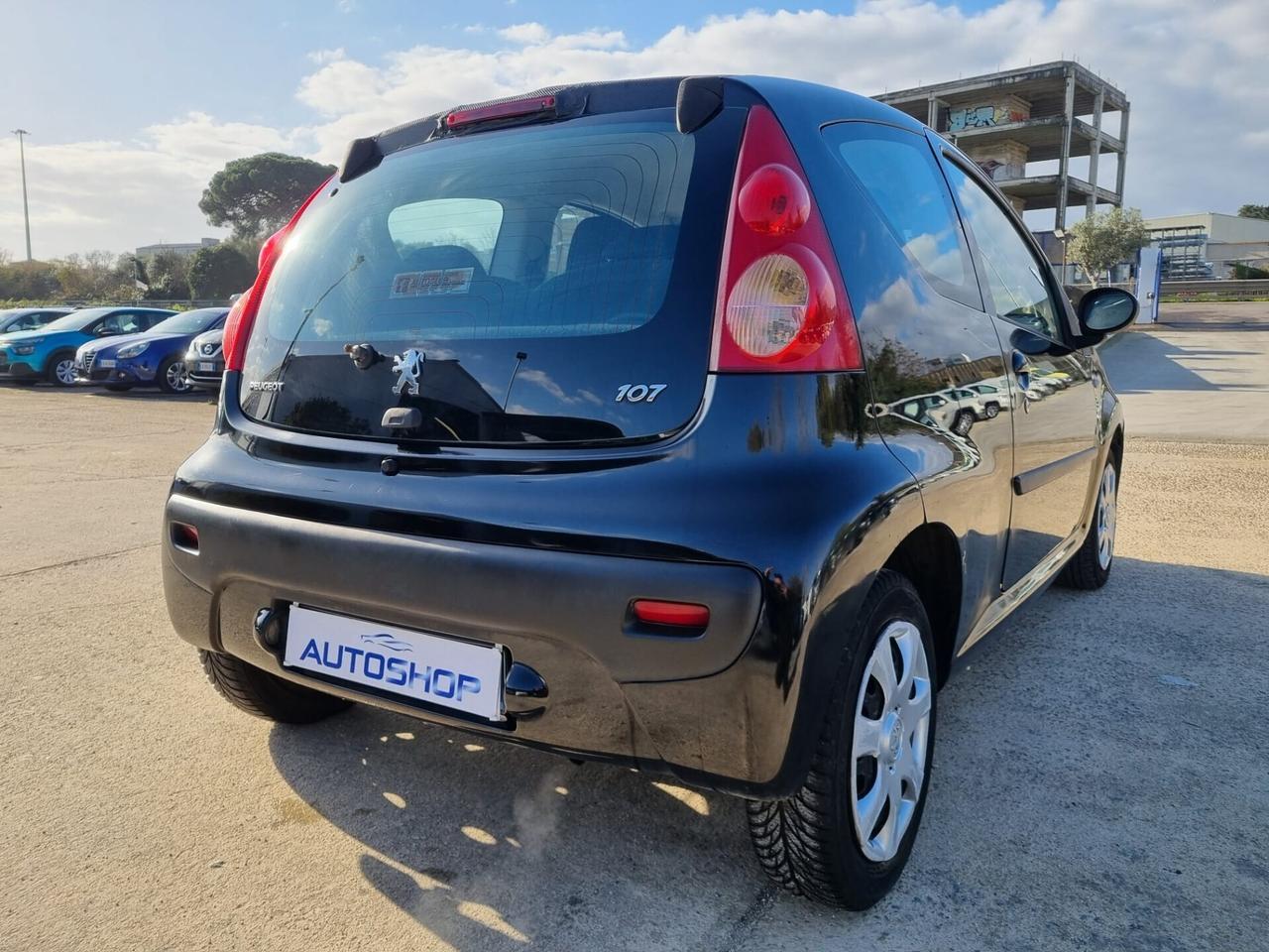 Peugeot 107 1.0 68CV 3p. Sweet Years