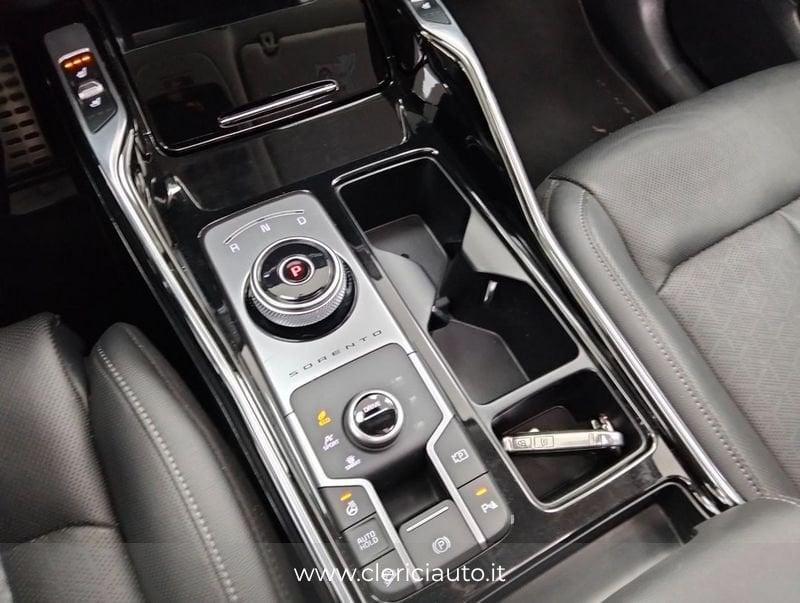 Kia Sorento 1.6 T-GDi HEV AT6 4WD Evolution (TETTO)