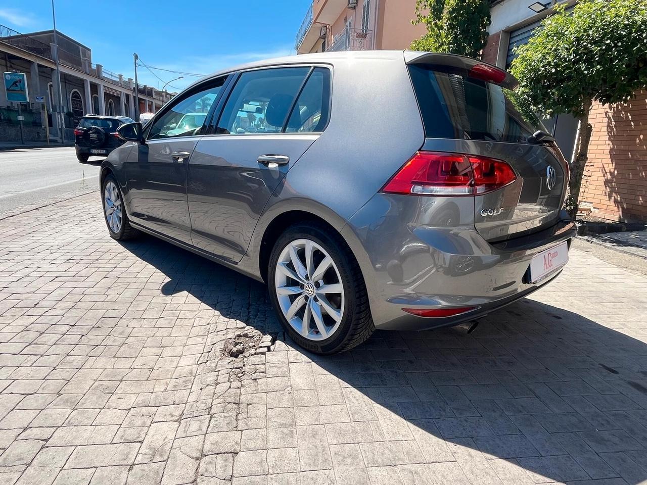 Volkswagen Golf 1.6 TDI 5p. Highline BlueMotion Technology