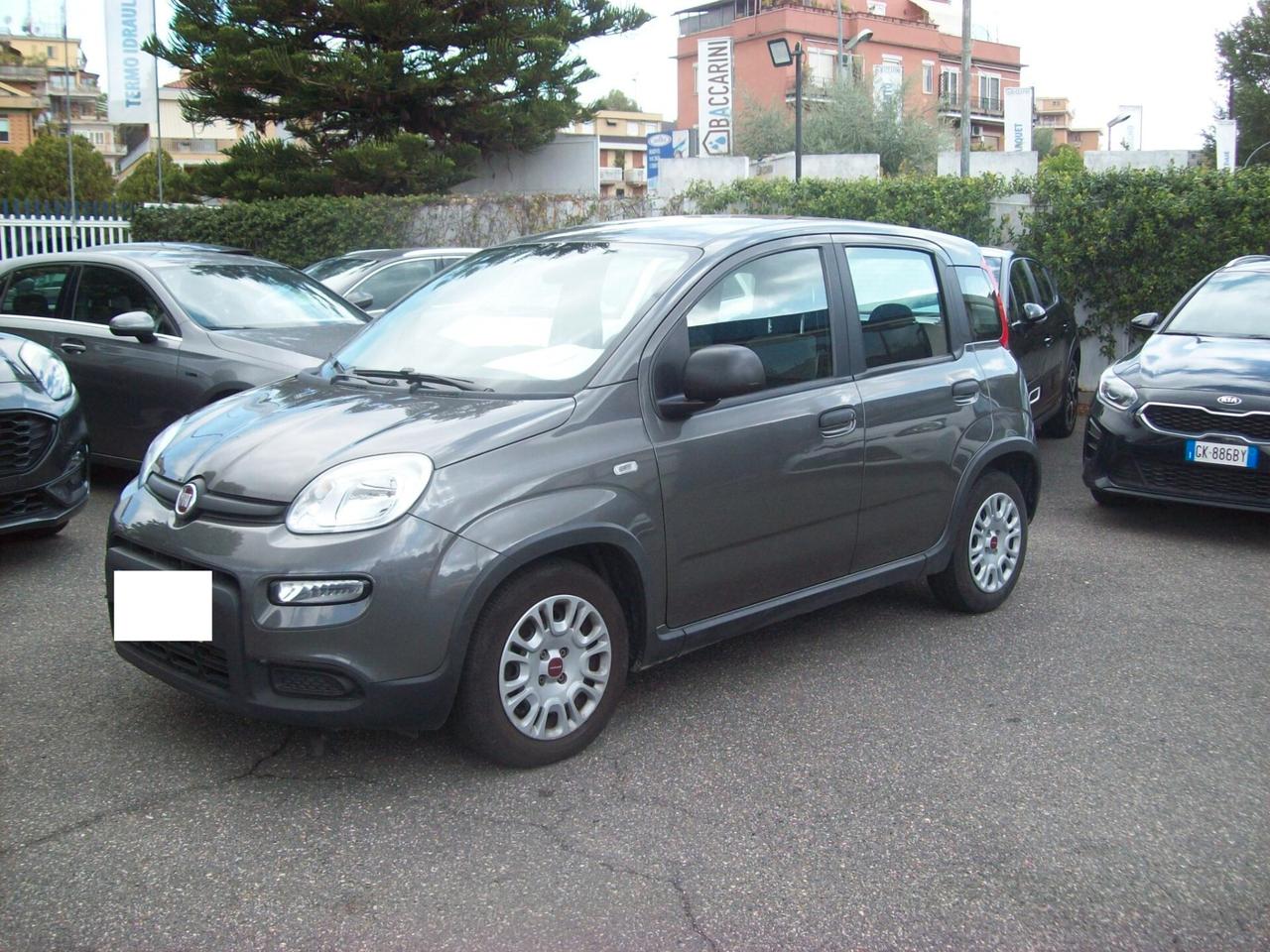 Fiat Panda 1.0 FireFly S&S Hybrid Garmin