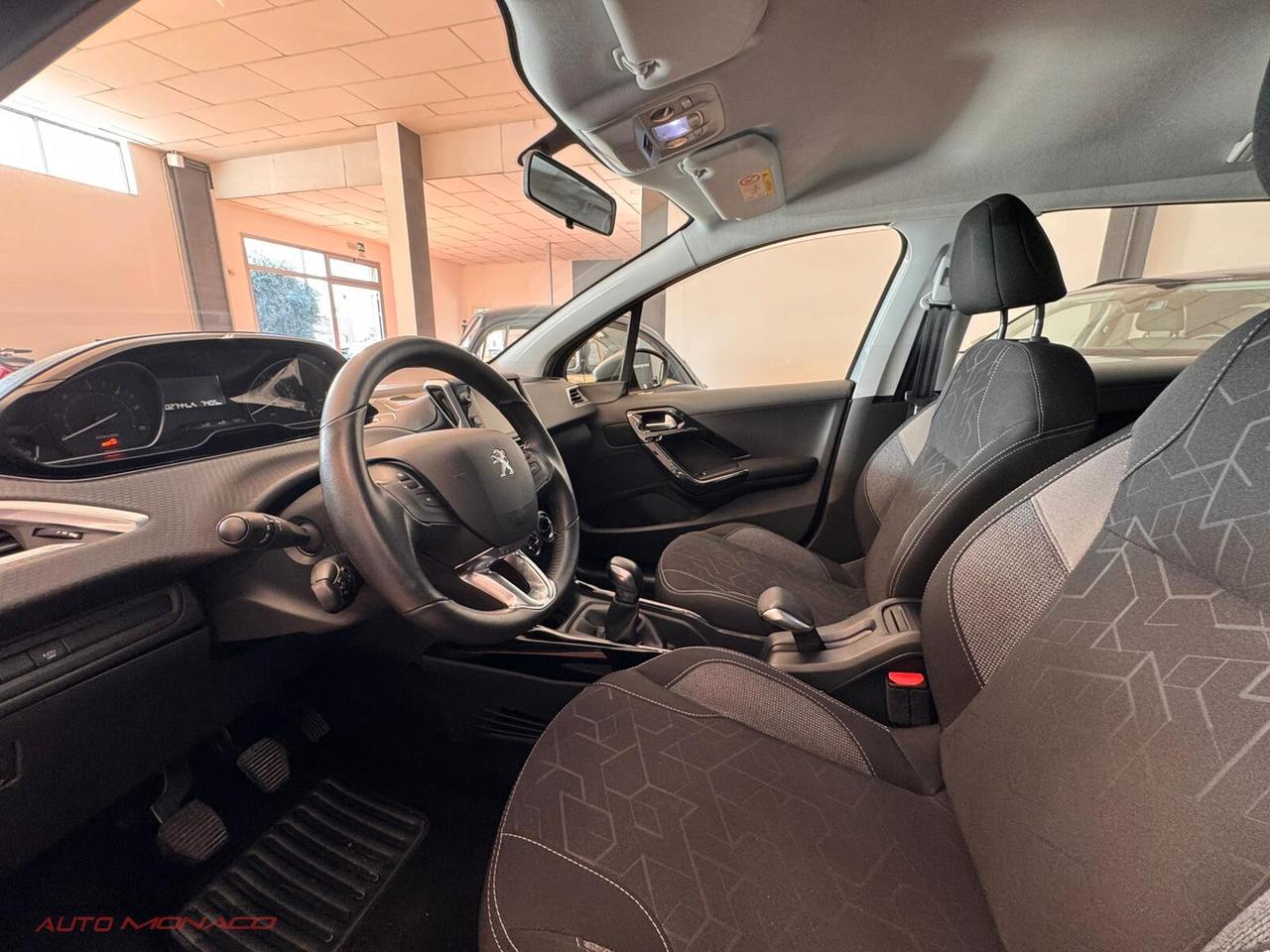 Peugeot 2008 BlueHDi 100cv Business 2019