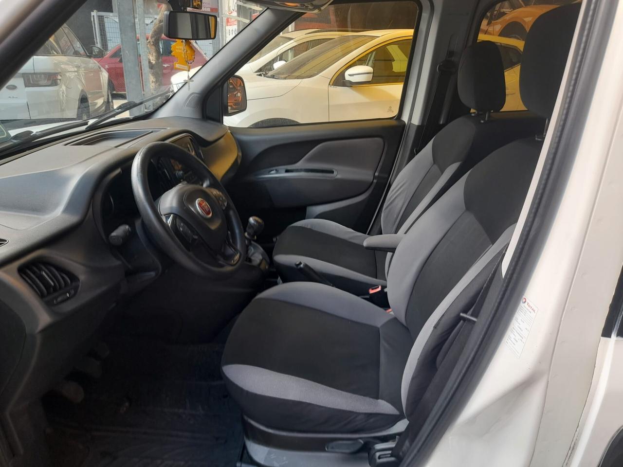 Fiat Doblo 1.6cc diesel 12 mesi garanzia-2017