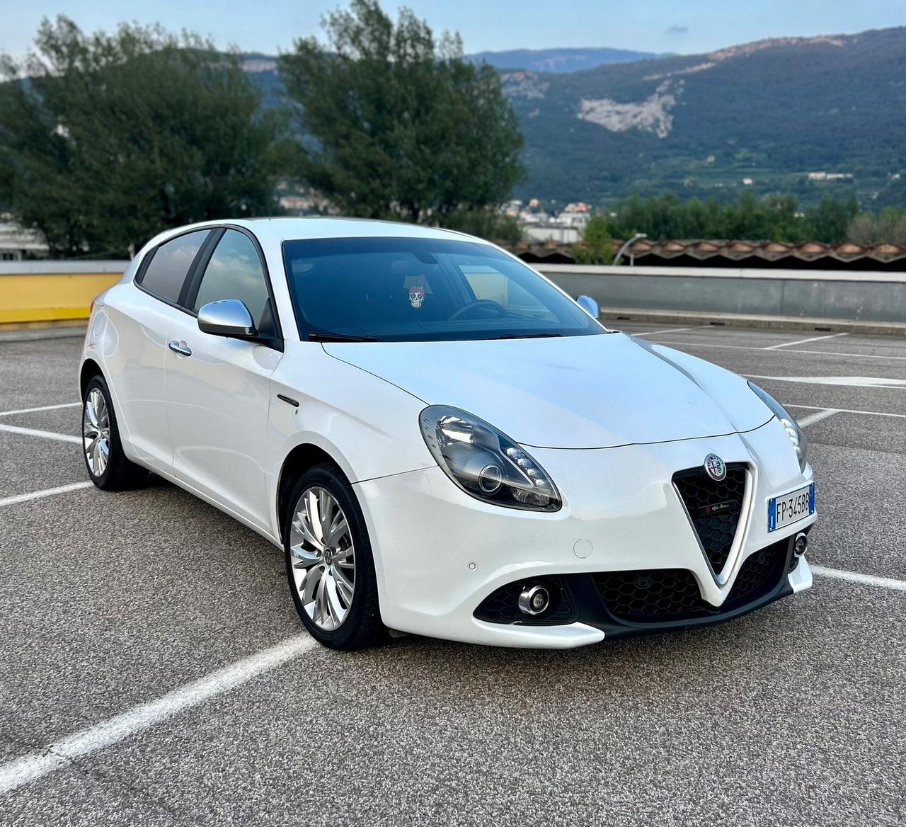 Alfa Romeo Giulietta JTDm Super 2018 Neopatentati