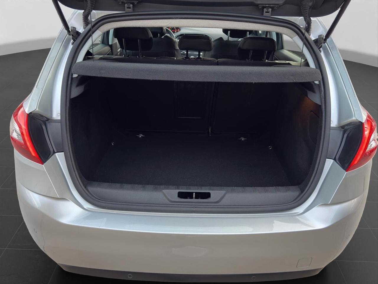 Peugeot 308 1.6 e-HDi 115cv Allure