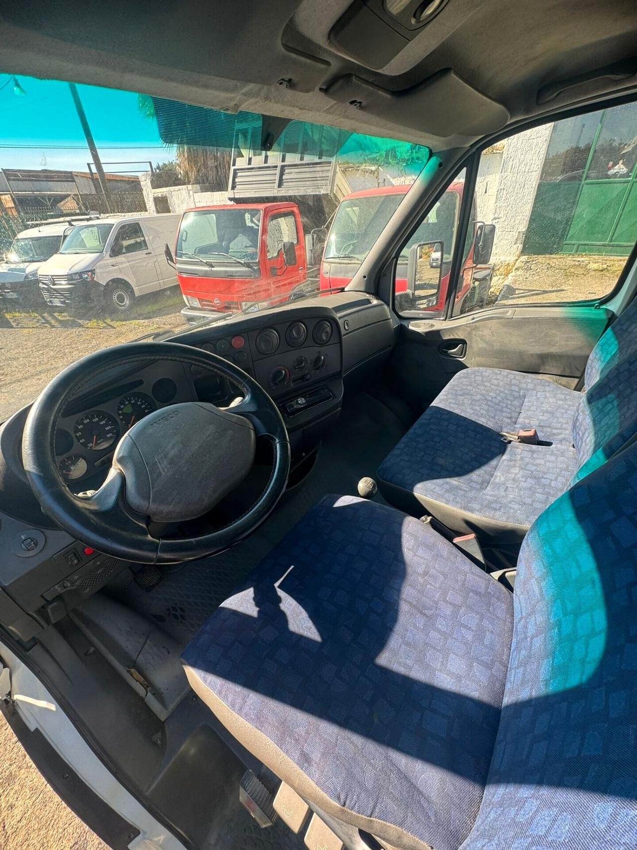 IVECO DAILY 35C14 RIBALTABILE TRILATERALE ANNO 2005