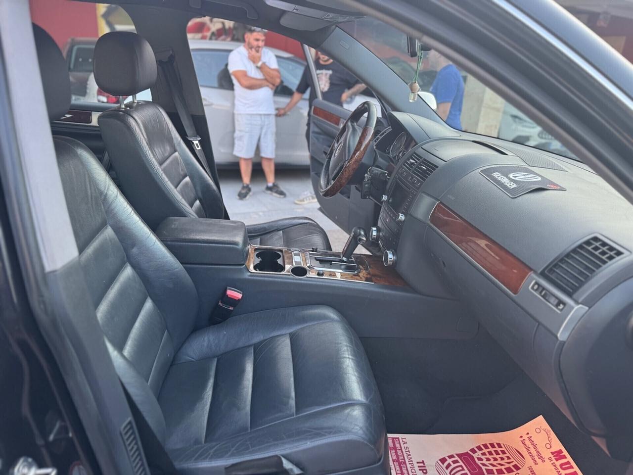 Volkswagen Touareg 2.5 R5 TDI automatico