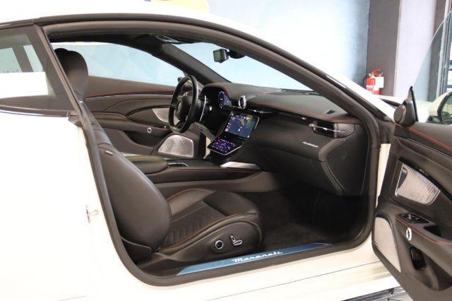 MASERATI GranTurismo V6 550 CV AWD Trofeo IVA ESP.