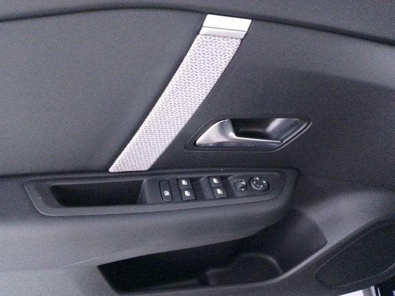 Citroën C4 1.2 puretech Plus s&s 130cv