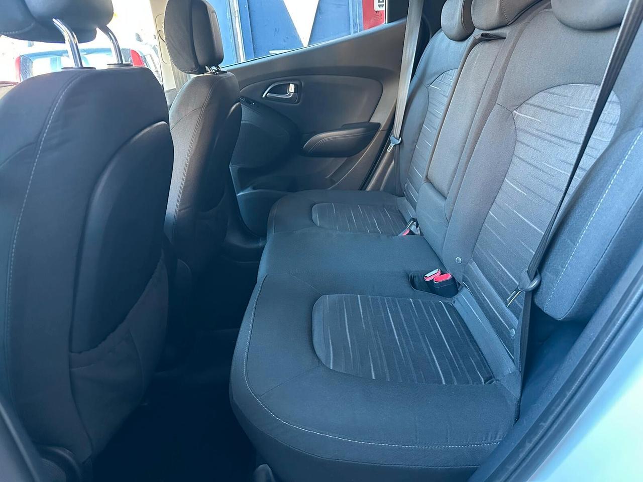 Hyundai iX35 1.7 CRDi 2WD Xpossible