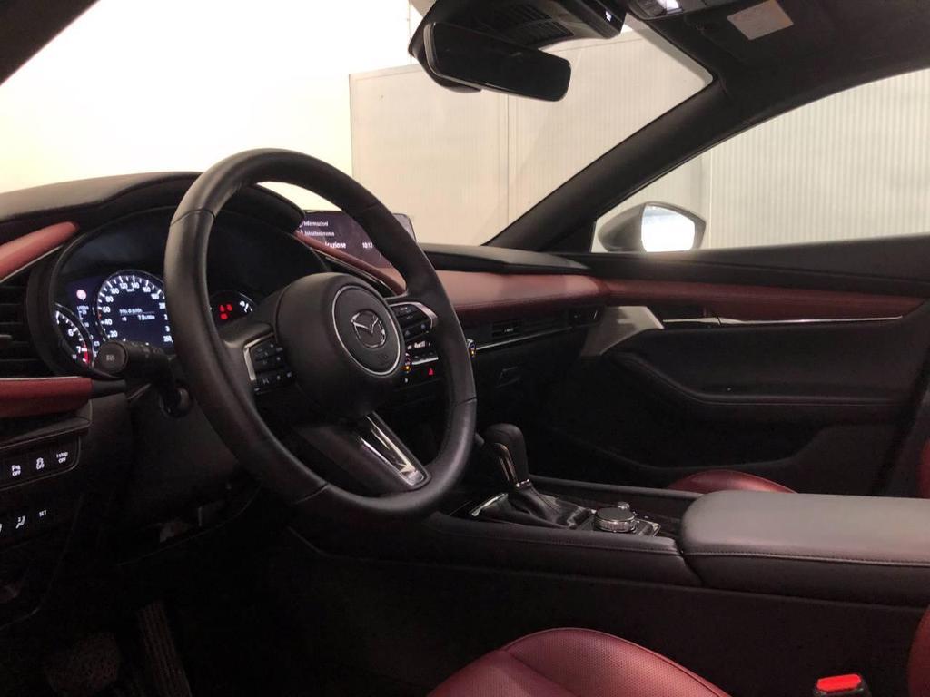 Mazda 3 5 Porte 2.0 e-Skyactiv X M Hybrid Exclusive Line Comfort Red AWD 6AT
