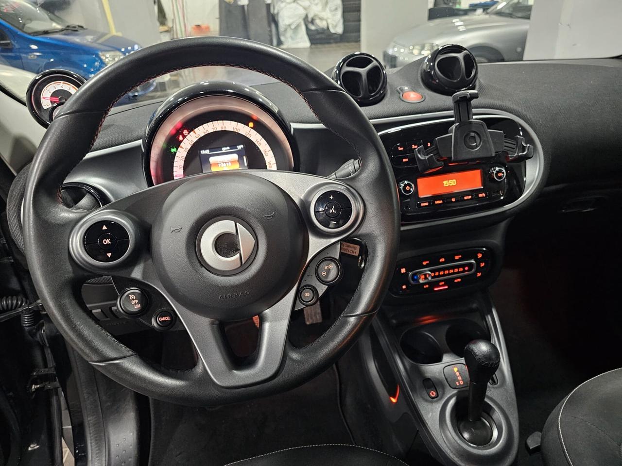 NUOVA SMART FORFOUR PASSION EDITION 0.9 TURBO BENZ 90CV AUTOMATIC