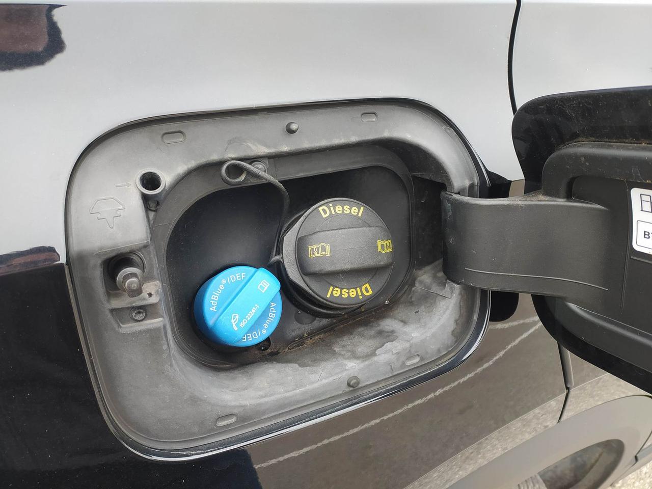 Volkswagen T-Roc Business 2.0 TDI 150CV #9725