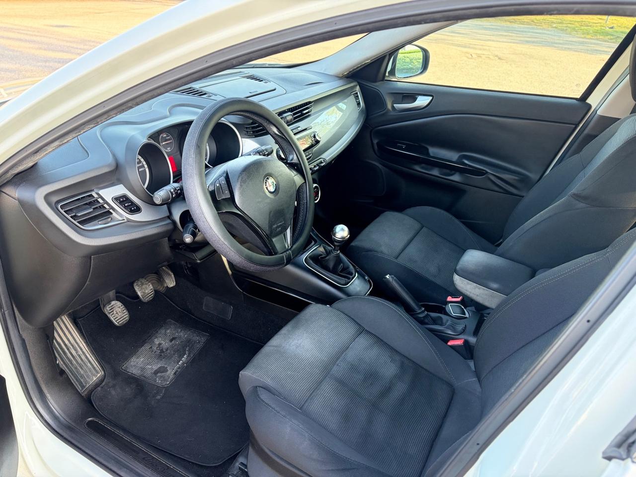 Alfa Romeo Giulietta 1.6 JTDm-2 105 CV Exclusive