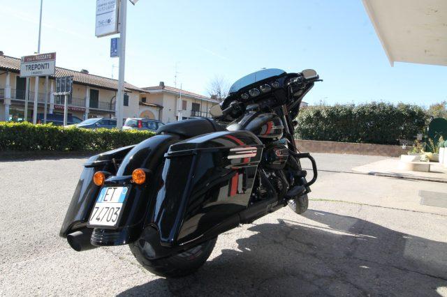 HARLEY-DAVIDSON FLHX Street Glide FLHXS 114 Special Custom