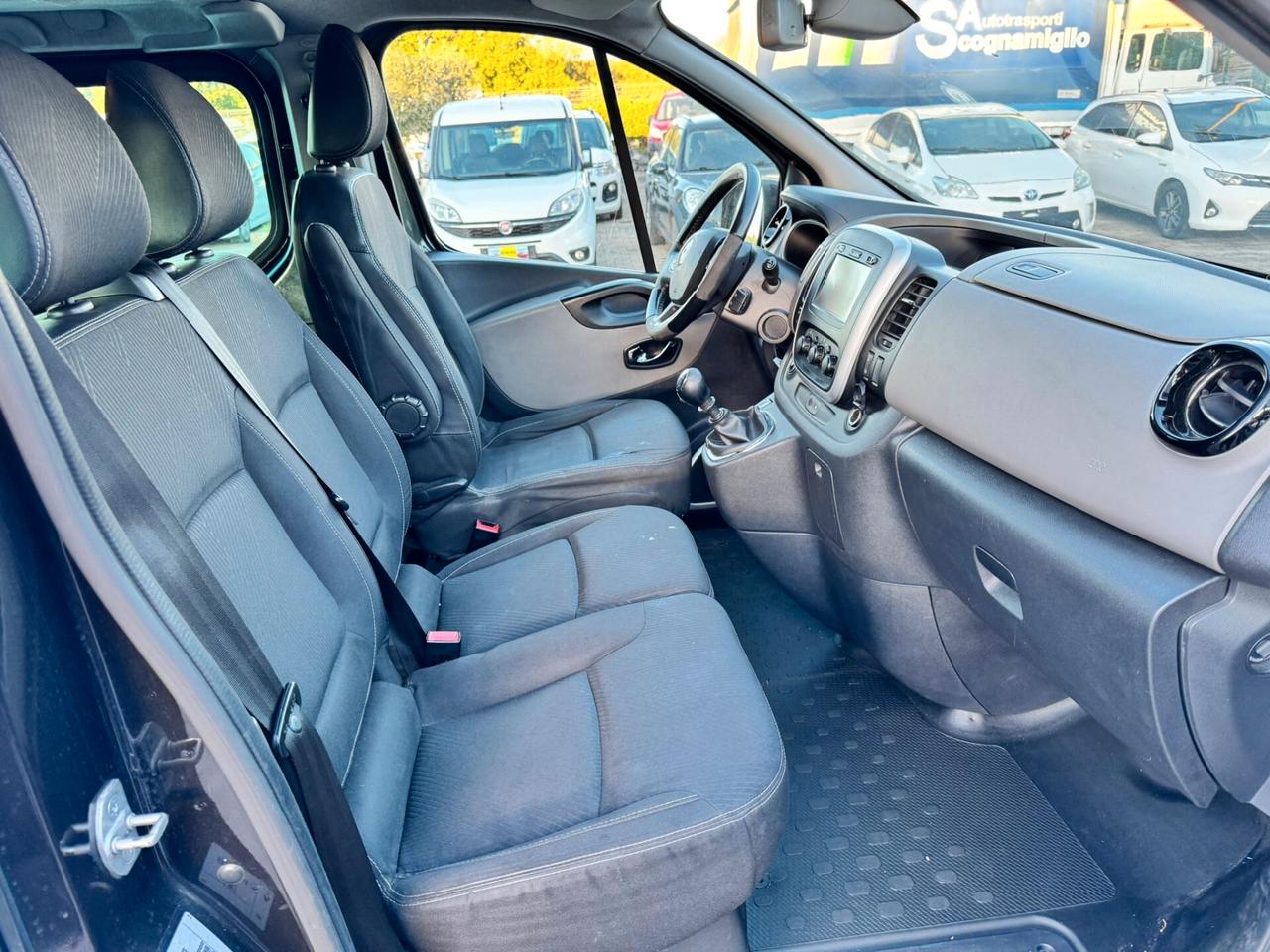 Renault Trafic T29 1.6 dCi 145CV S&S PL-TN Intens Heavy 9 POSTI