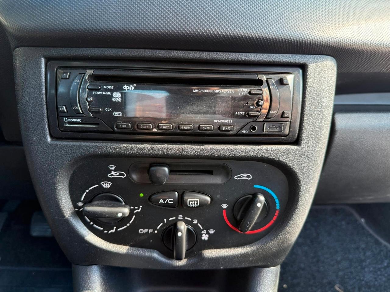 Peugeot 206 Plus 1.1 5p. -UNICOP-