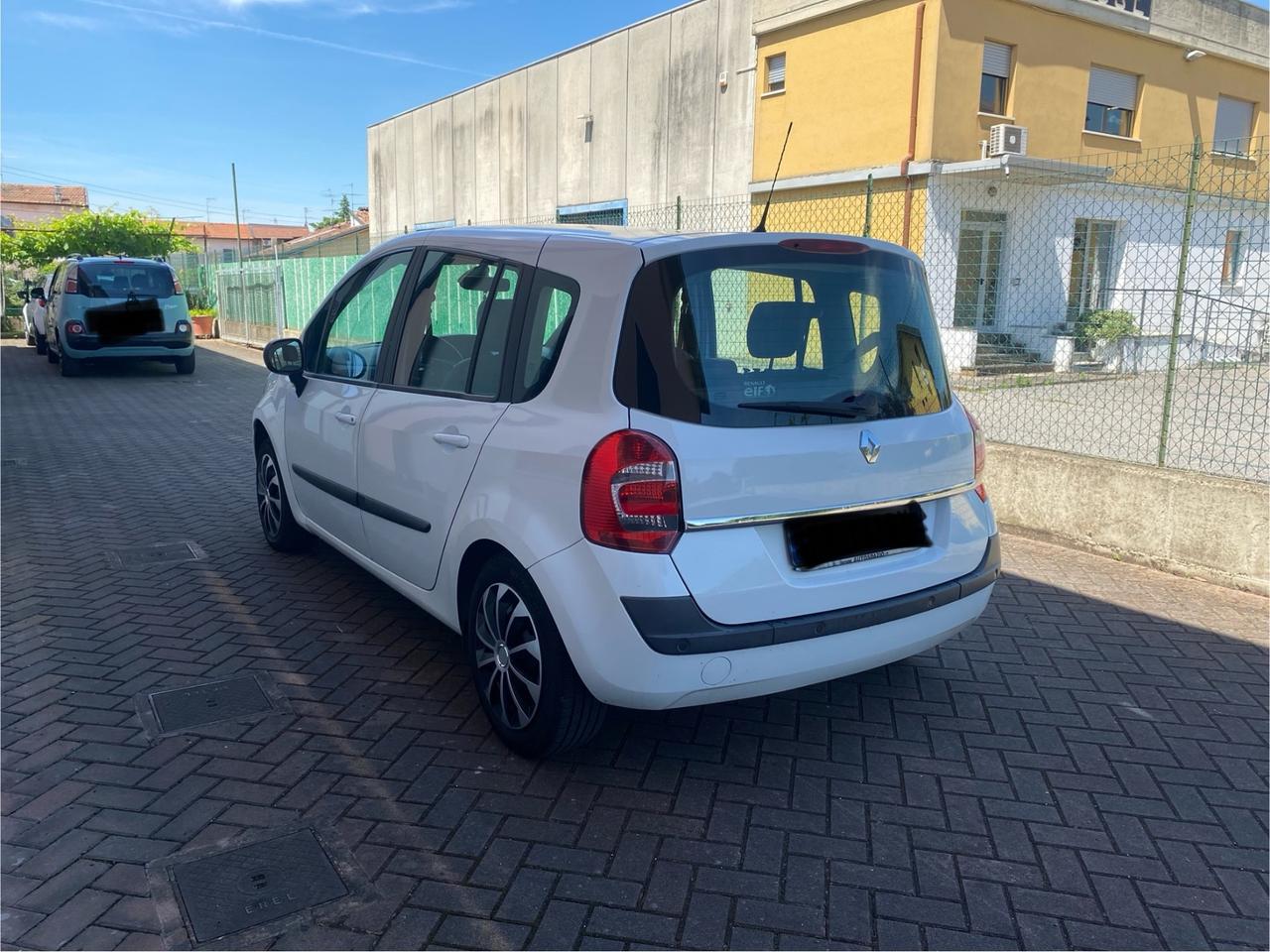 Renault Modus Grand Modus 1.2 16V Live