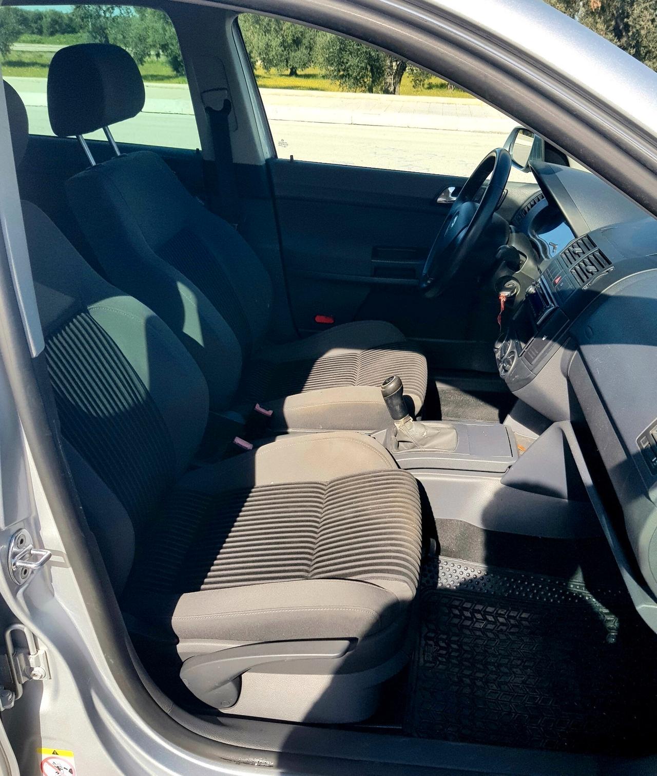 Volkswagen Polo 1.4/80CV TDI 5p. Sportline NEOPATENTATI Motore Nuovo con GARANZIA