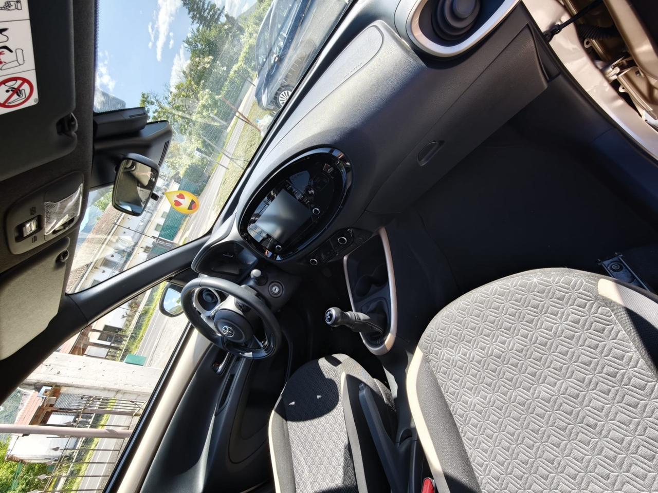 Toyota Aygo X 1.0 VVT-i 72 CV 5 porte JBL Special Edition