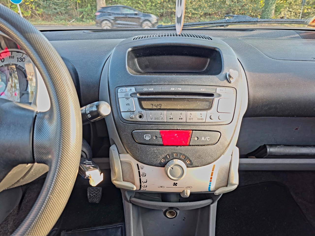 Toyota Aygo 1.0 12V VVT-i 5 porte Sol 2007-E4 Manuale NEO