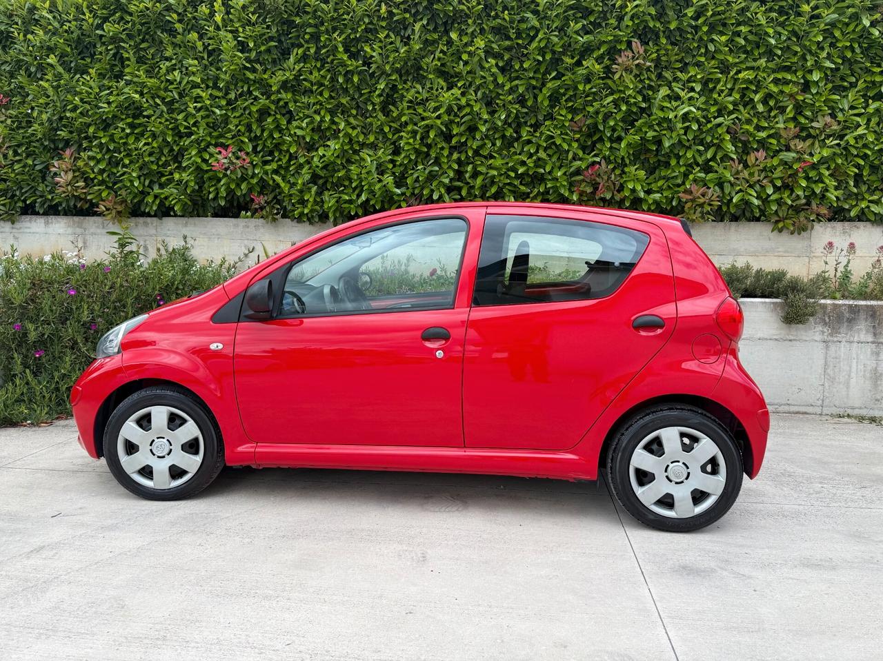 Toyota Aygo 1.0 12V VVT-i 5 porte Sol Connect