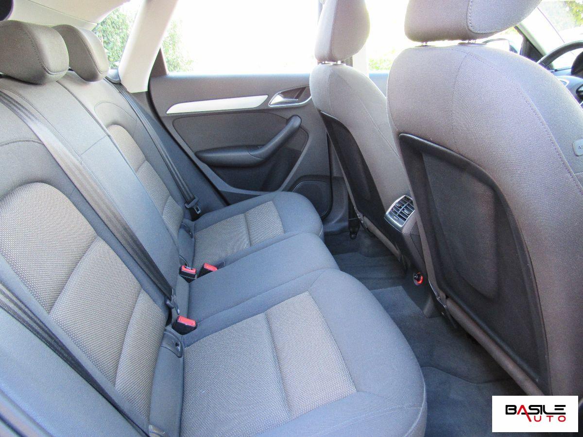 AUDI - Q3 - 2.0 TDI quattro S tronic Business Plus