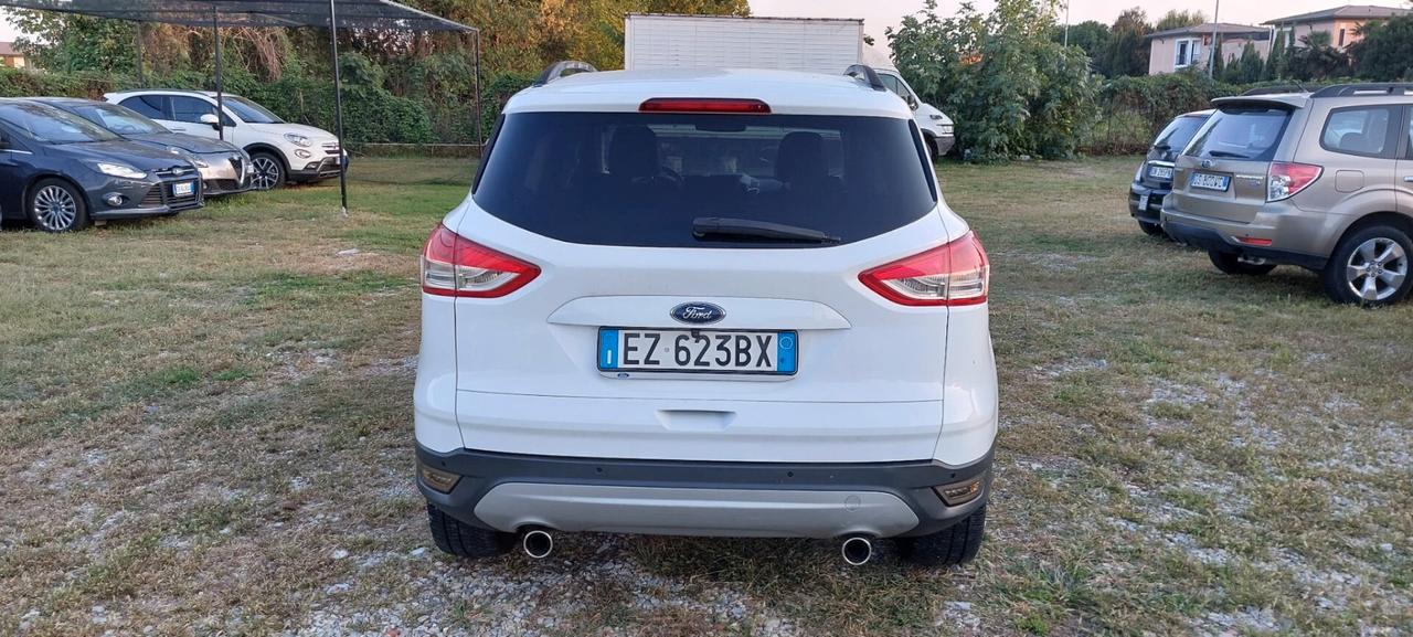 Ford Kuga 2.0 TDCI 150 CV S&S 4WD Powershift Titanium
