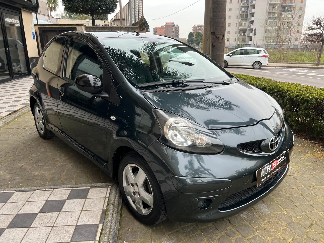 Toyota Aygo 1.0 12V VVT-i 5 porte