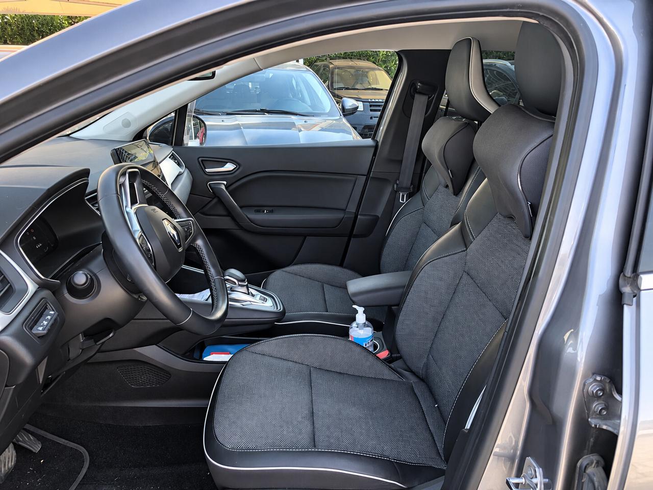 Renault Captur Plug-in Hybrid E-Tech 160 CV Intens