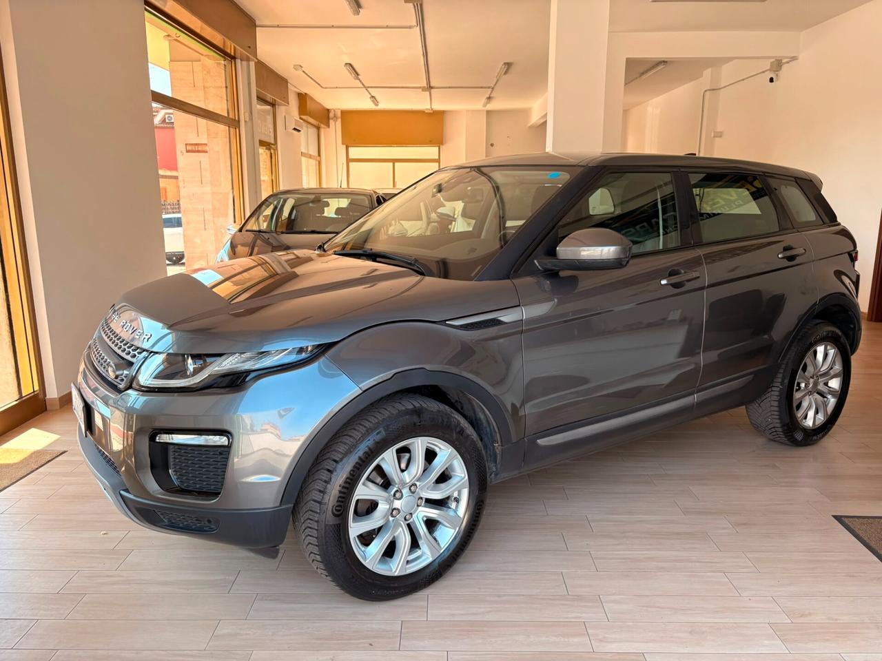 Land Rover Range Evoque 2.0 TD4 150 CV 5p. Business Edition Pure