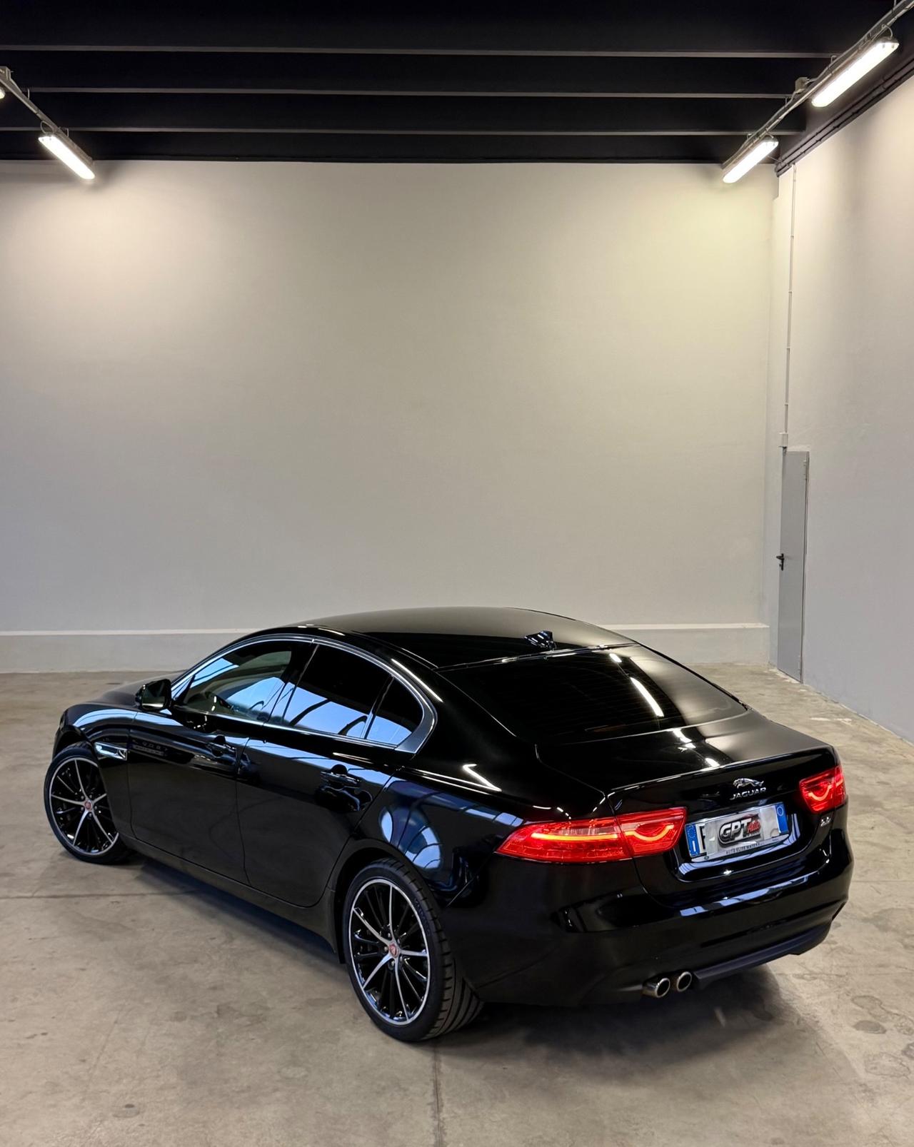 Jaguar XE 2.0 D Turbo aut. Prestige