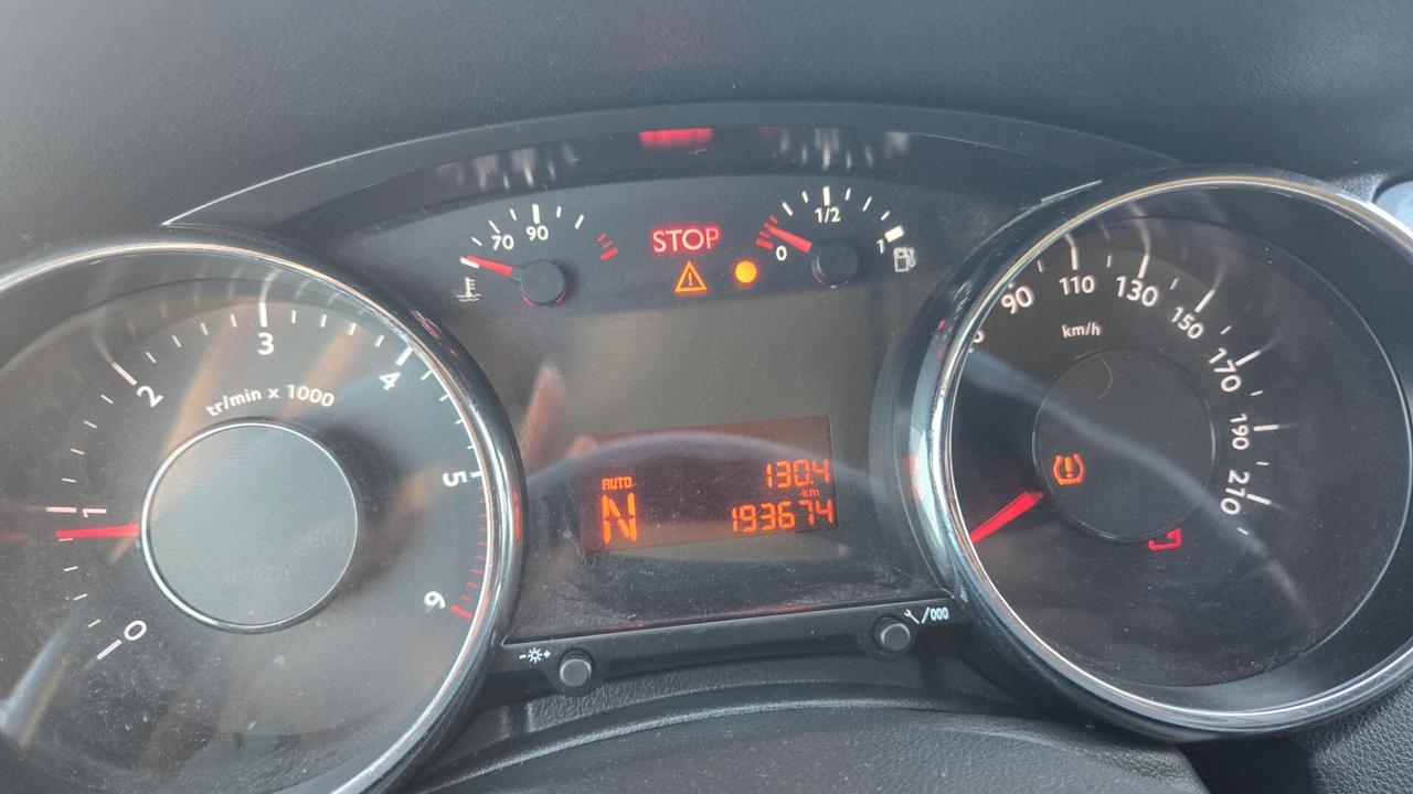 Peugeot 5008 BlueHDi 120 EAT6 S&S Allure