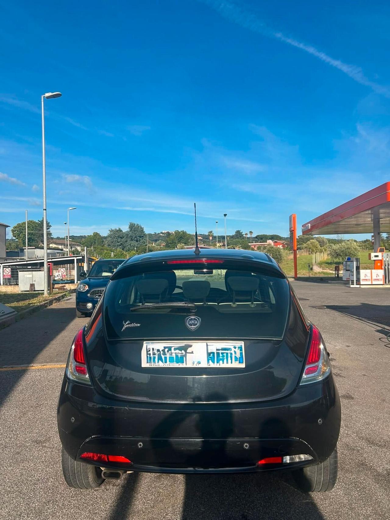 Lancia Ypsilon 1.3 MJT 16V 80 CV 5 porte S&S Gold