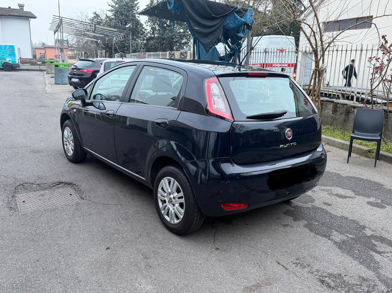 Fiat Punto 1.4 8V 5 porte Natural Power Street