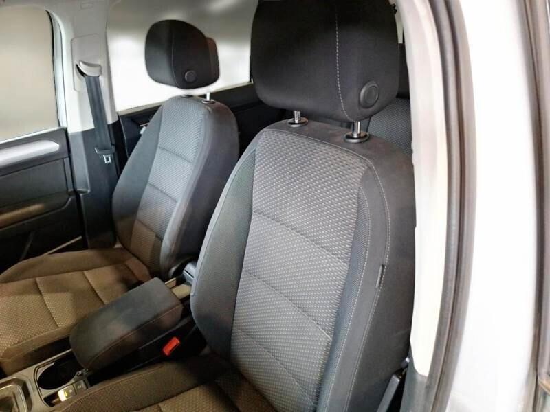 Volkswagen Touran 2.0 TDI 150 CV SCR DSG Business BlueMotion Technology