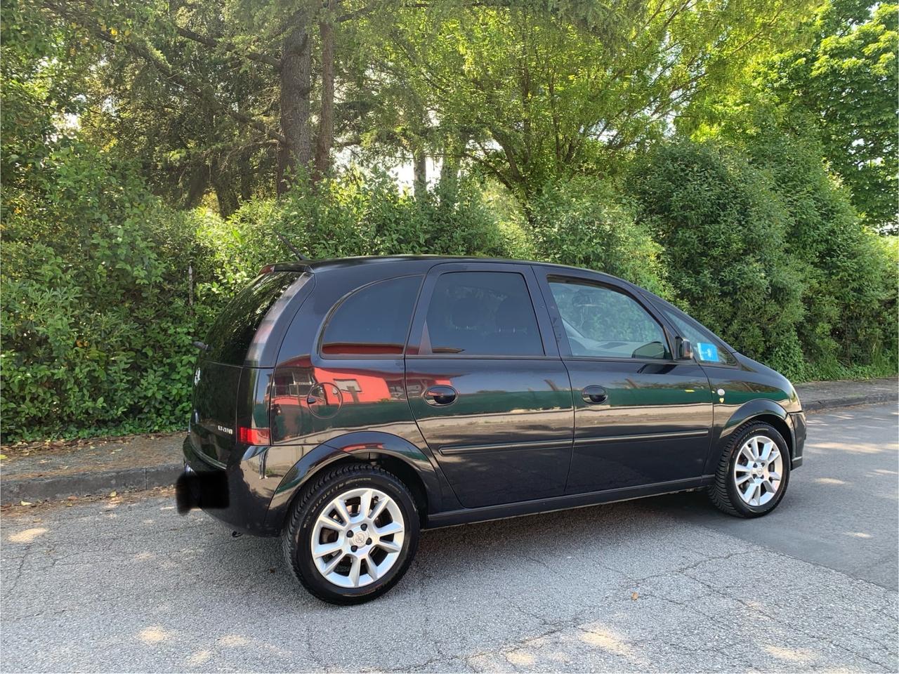 Opel Meriva 1.3 CDTI accessoriata neopatentati