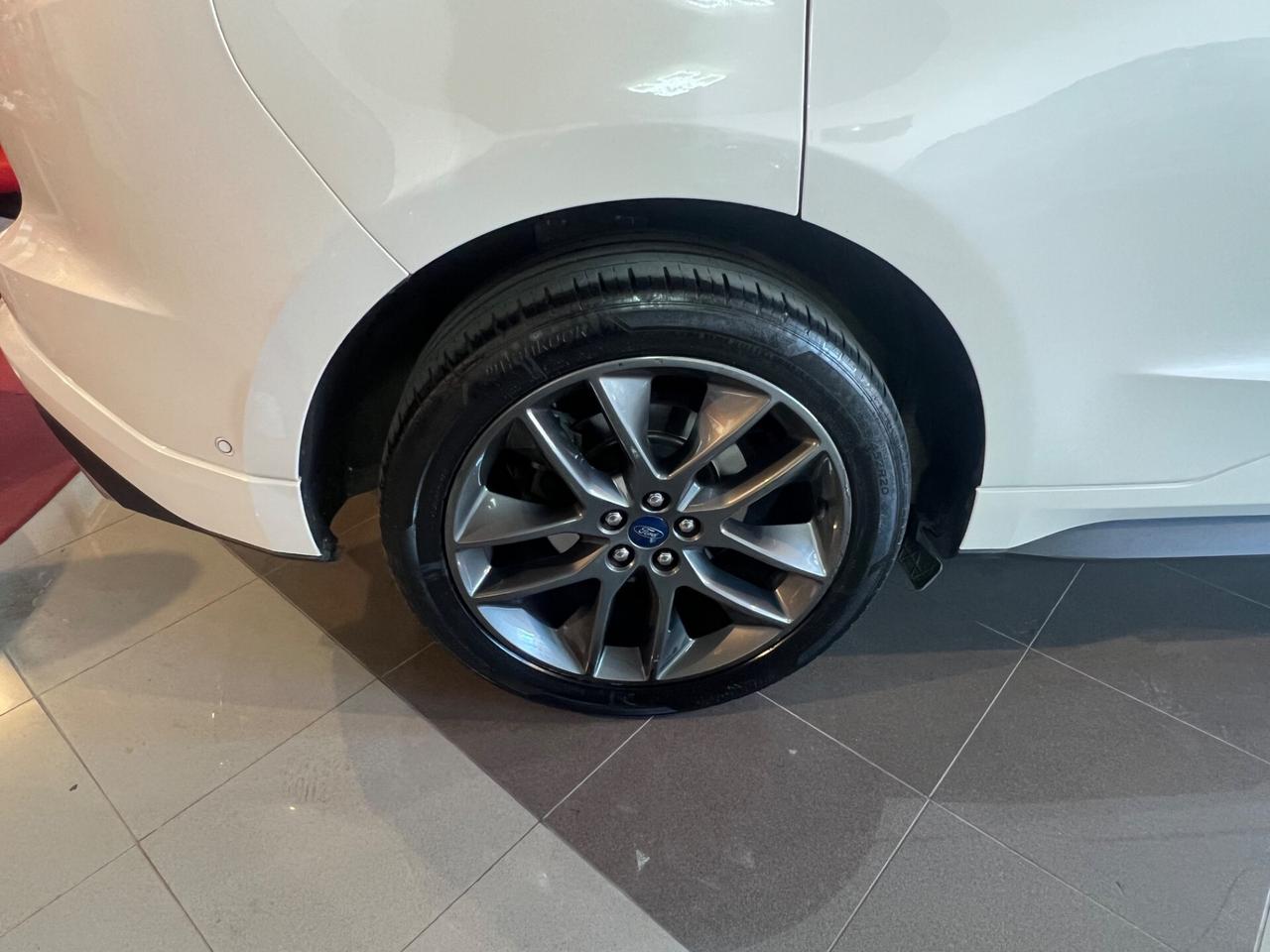 Ford Edge 2.0 TDCI 210 CV AWD S&S Powershift ST Line