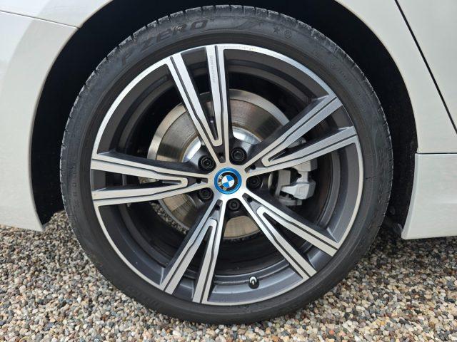 BMW 330 e Touring Msport