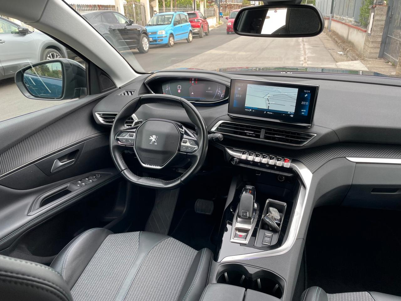 PEUGEOT 3008 BlueHDi 130 S&S EAT8 ALLURE