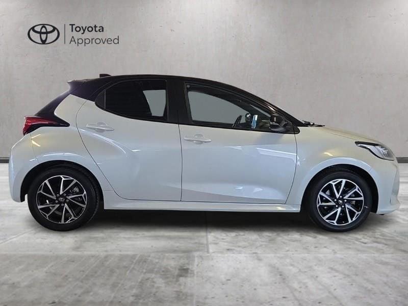 Toyota Yaris 4ª serie 1.5 Hybrid 5 porte Style