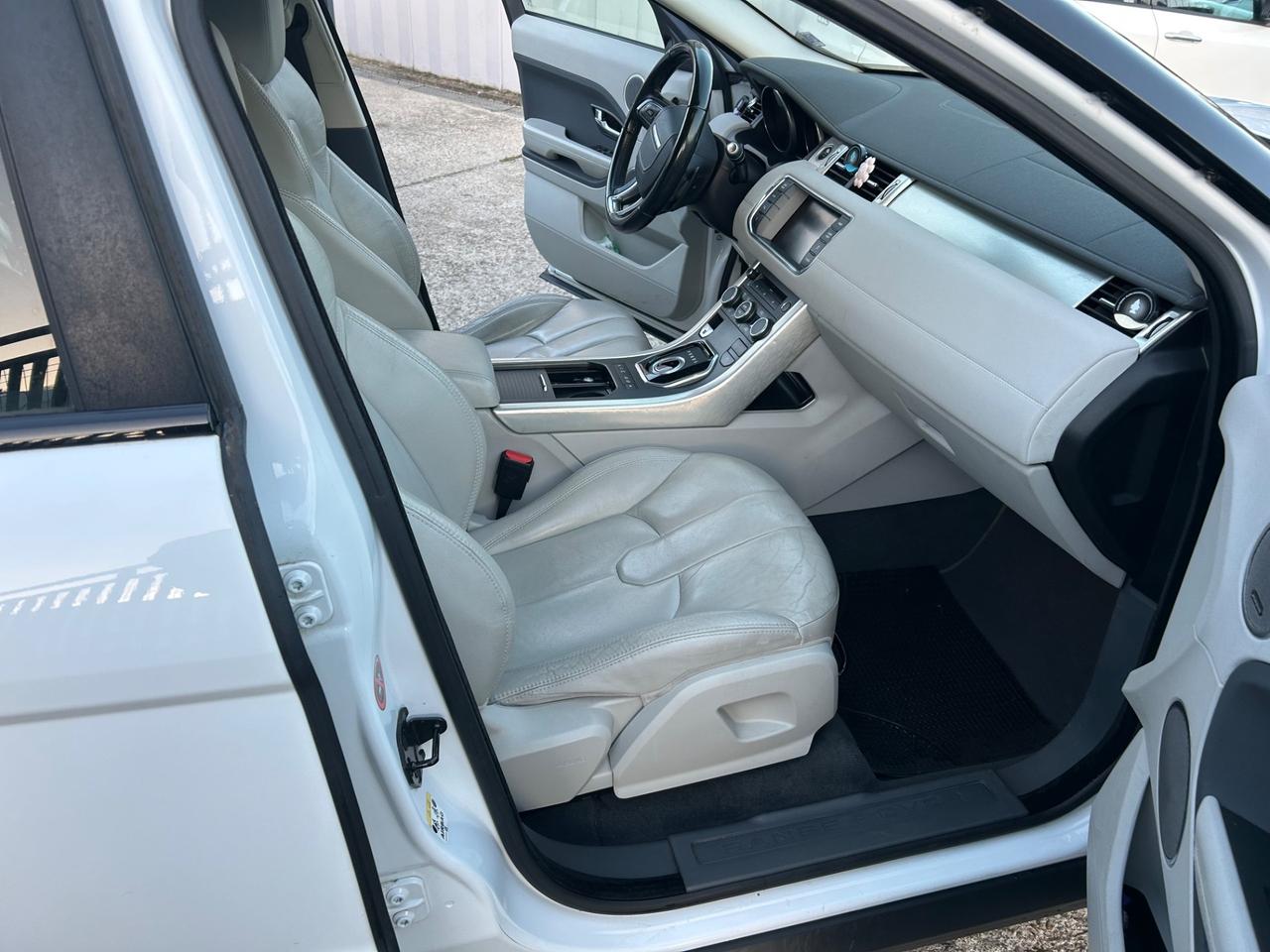 Land Rover Range Evoque 2.2 TD4 5p. Dynamic