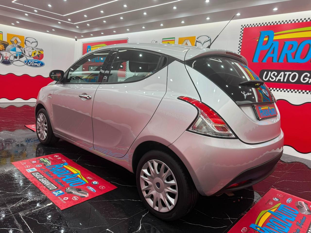 Lancia Ypsilon 1.2 69cv GPL Ecochic - 2012