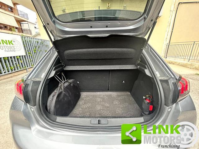 PEUGEOT 208 ALLURE