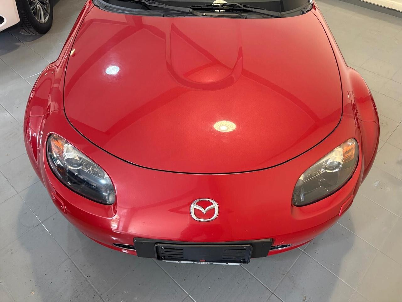 Mazda MX-5 Roadster 2.0L 16V 3rd Generation