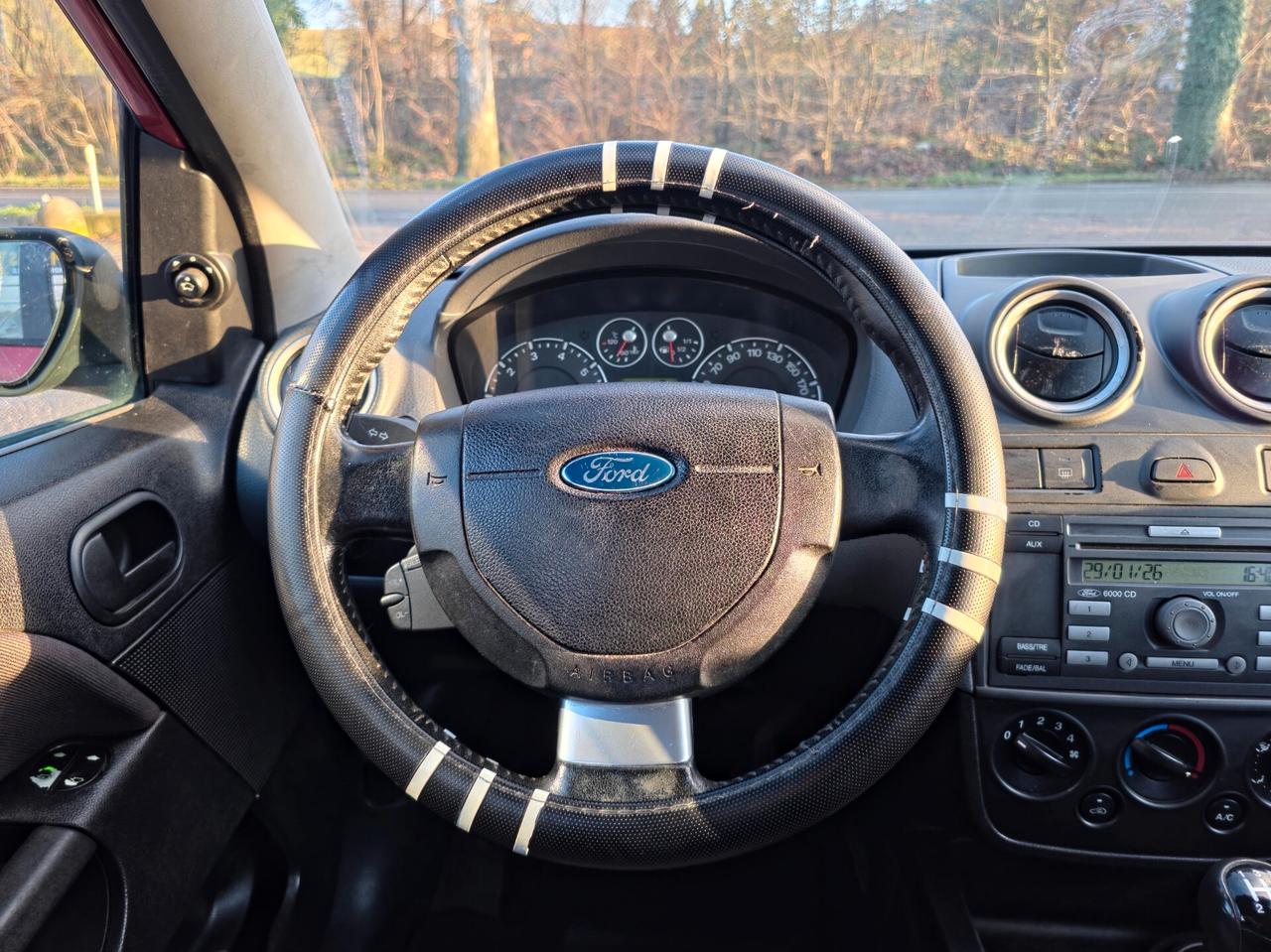 Ford Fiesta 1.4 16V 5p. Ghia CV-75 2007-E4 GPL Benzina NEO