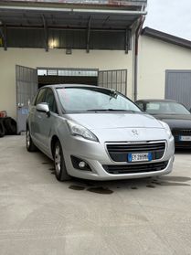 Peugeot 5008 1.6 HDi 115CV Active