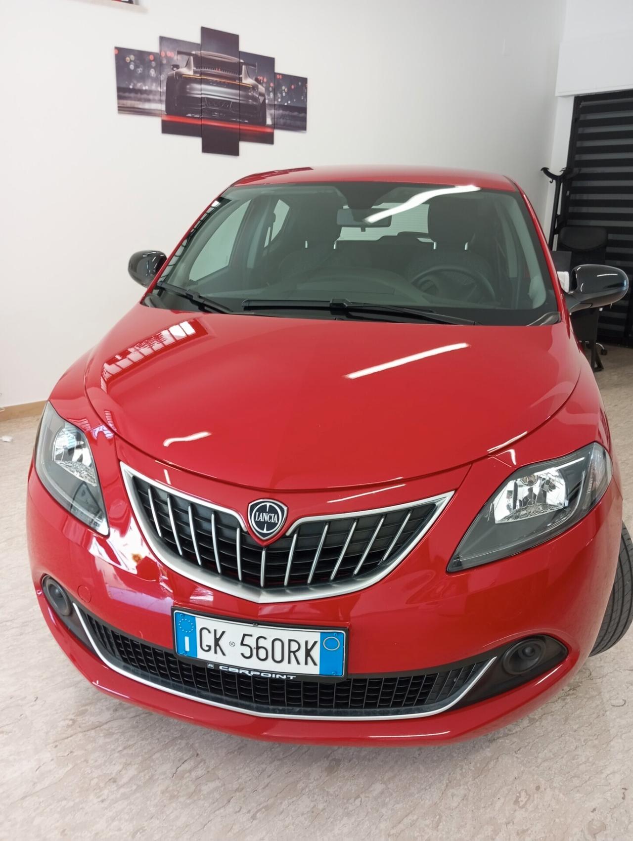 Lancia Ypsilon 1.0 FireFly 5 porte S&S Hybrid Ecochic UnYca