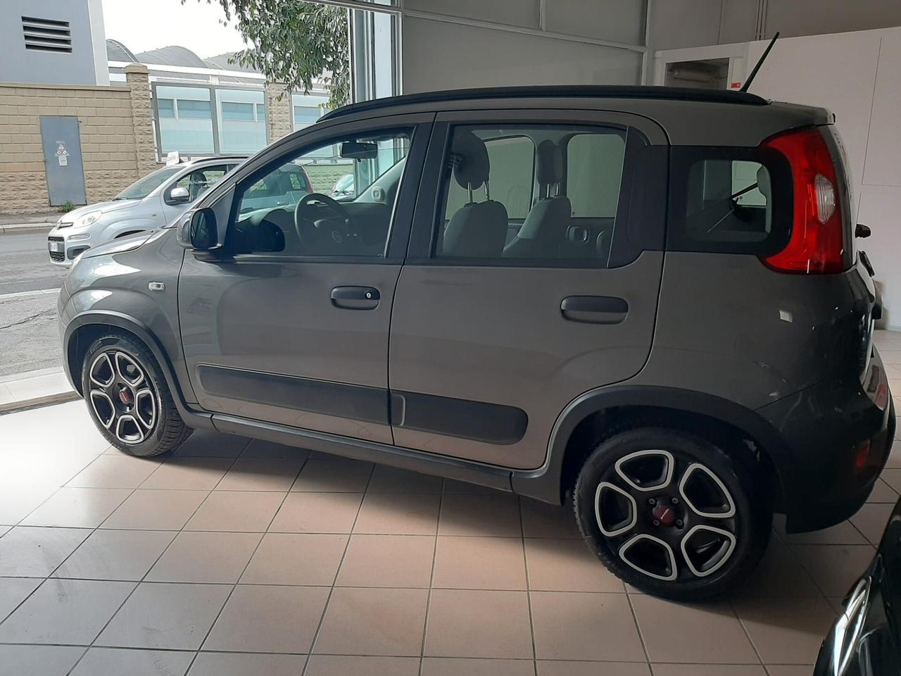 Fiat Panda 1.0 FireFly S&S Hybrid City Cross