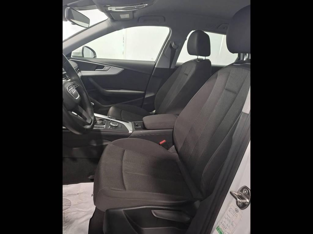 Audi A4 Avant 2.0 TDI Business